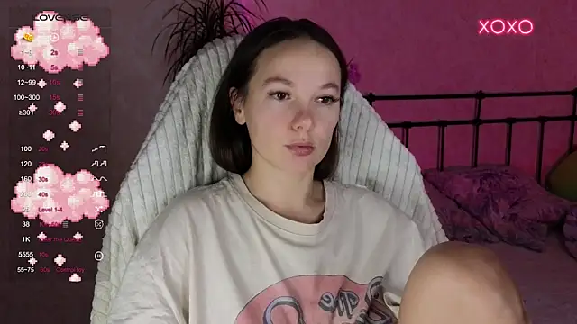 lil luna x online show from 11/30/25, 01:59