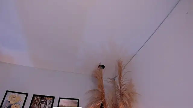 cute  cherry  online show from 04/15/26, 08:20