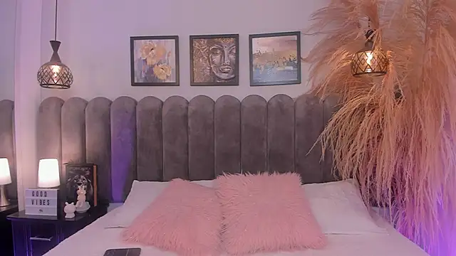 cute  cherry  online show from 05/02/26, 07:30