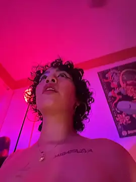 ZahaRoseee online show from 06/05/26, 06:52
