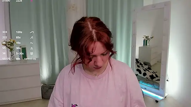 Snapshot of melissa_adamss chatting on 03/19/26, 11:47 melissa adamss online show from 03/19/26, 11:47