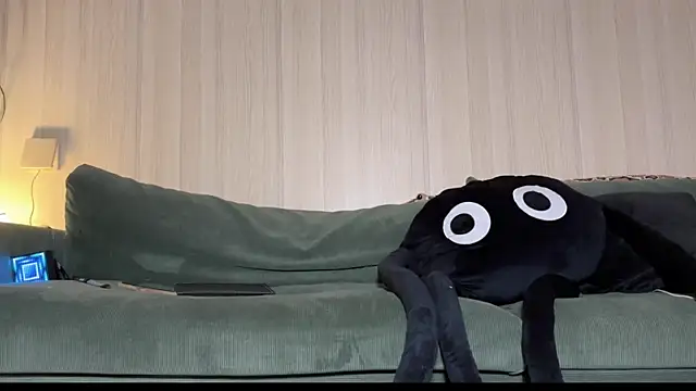 Snapshot of grandeeney chatting on 01/05/25, 09:15 grandeeney online show from 01/05/25, 09:15