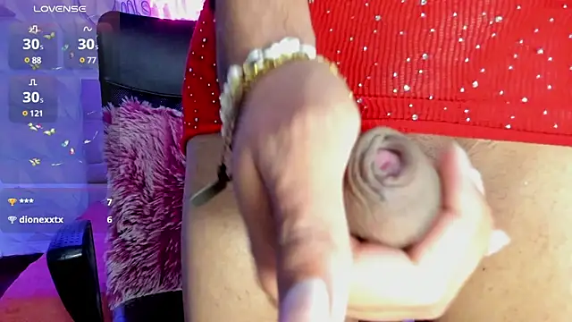 hurrencam online show from 03/08/25, 06:10