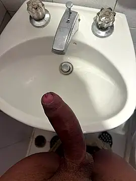 hurrencam online show from 01/12/26, 07:46