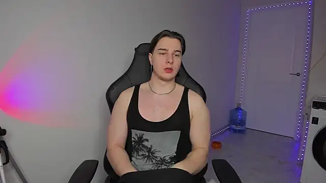 Vincent Strong online show from 01/22/25, 07:25