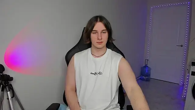 Vincent Strong online show from 01/27/25, 12:37