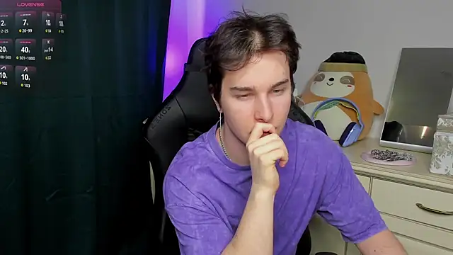 Vincent Strong online show from 02/21/26, 01:12