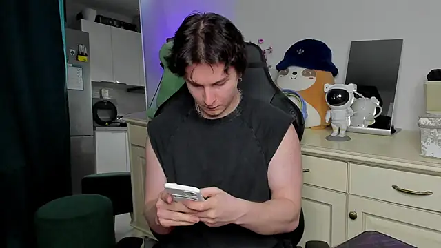 Vincent Strong online show from 05/02/26, 07:13
