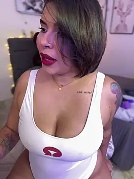 GigiiStone online show from 01/31/25, 09:37