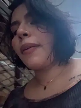 GigiiStone online show from 02/02/25, 11:11