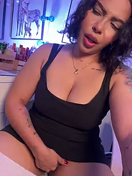 GigiiStone online show from 03/01/26, 07:05