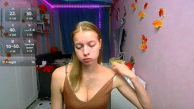 Snapshot of __Aphrodita__wow__ chatting on 11/23/25, 11:10 Aphrodita wow online show from 11/23/25, 11:10