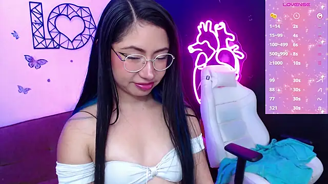 Snapshot of demyanderson_ chatting on 02/01/25, 10:34 demyanderson online show from 02/01/25, 10:34