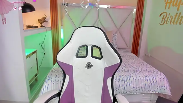 Happy tits online show from 03/19/25, 11:28