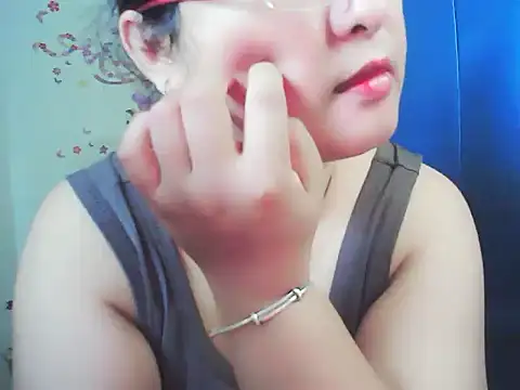 xiaorou-z online show from 10/11/25, 06:34