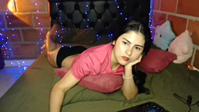 Nathacha online show from 11/09/25, 11:03