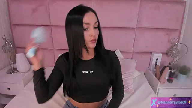 HannaTaylor online show from 10/07/25, 03:04