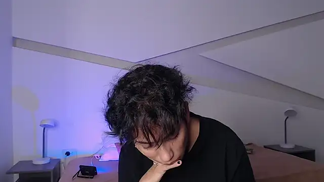 hot little bunny online show from 03/10/25, 08:56