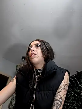 VickyJackson  online show from 03/11/26, 11:11