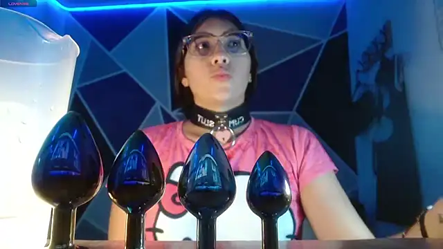 DaMikaela  online show from 09/12/25, 06:41