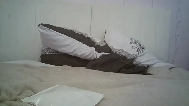 Snapshot of Nikita65150 chatting on 12/18/25, 10:21 Nikita65150 online show from 12/18/25, 10:21