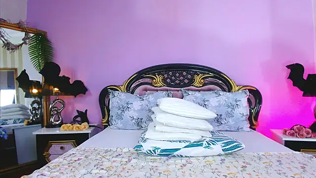 MyaJenson online show from 10/29/25, 05:20