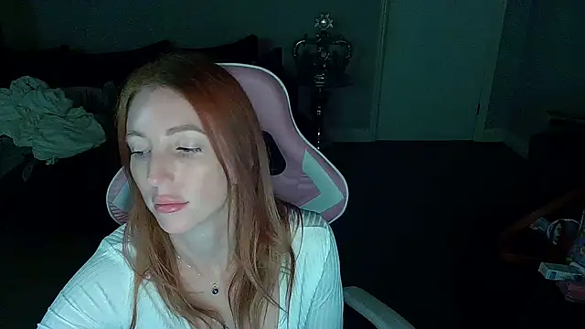 Snapshot of Red_firesquirt chatting on 01/13/26, 10:48 Red firesquirt online show from 01/13/26, 10:48