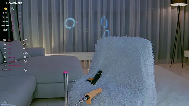 Nicole Greene  online show from 12/06/24, 10:19