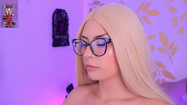 Misselektra   online show from 10/23/25, 04:34