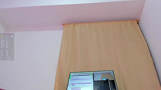 Snapshot of soyamandaa_ chatting on 12/19/24, 02:56 soyamandaa online show from 12/19/24, 02:56