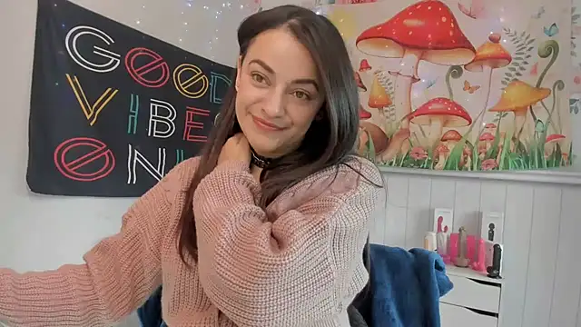 LovelyAzucena online show from 12/22/25, 02:58