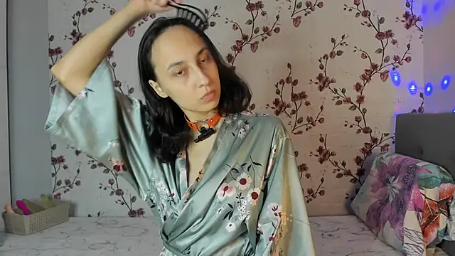 Alisagold90 online show from 12/20/25, 09:05