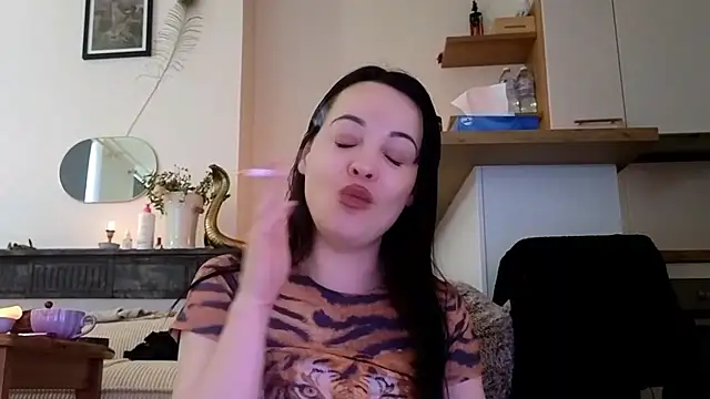 Lilie romeo online show from 02/28/25, 04:10