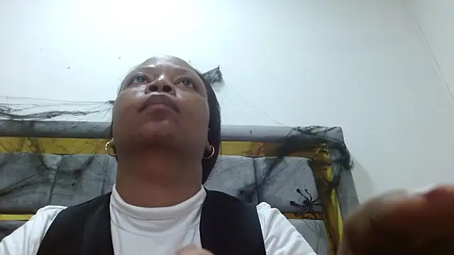 Cholatin online show from 10/29/25, 01:35