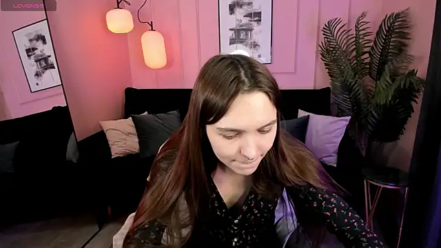 ChloeSunny online show from 05/24/26, 05:56