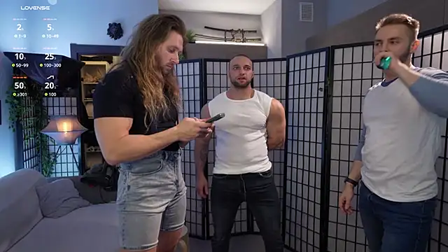 Snapshot of enjoy_me chatting on 11/27/25, 04:09 enjoy me online show from 11/27/25, 04:09