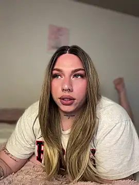 IsabellaFigueredo   online show from 03/08/26, 03:49