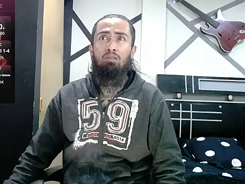 Snapshot of daimon_rockkk chatting on 11/21/25, 03:38 daimon rockkk online show from 11/21/25, 03:38