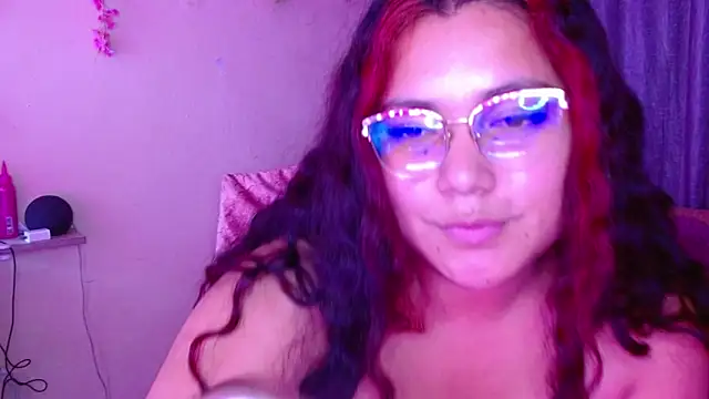 girl milk2 online show from 10/06/25, 02:58