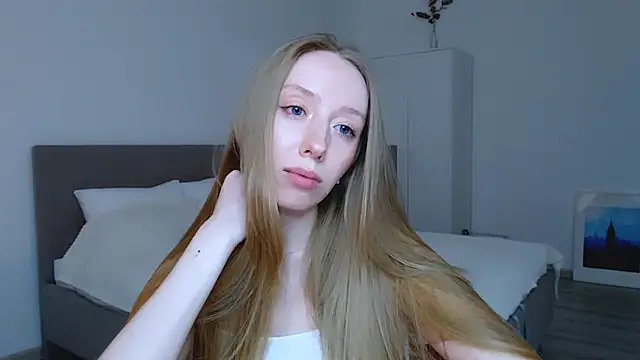 Luna insniity online show from 01/15/25, 11:08