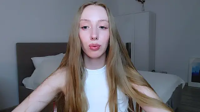 Luna insniity online show from 03/05/25, 11:16