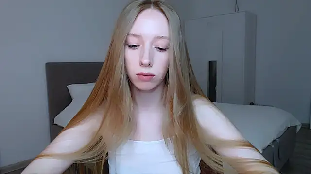 Luna insniity online show from 03/12/25, 08:31