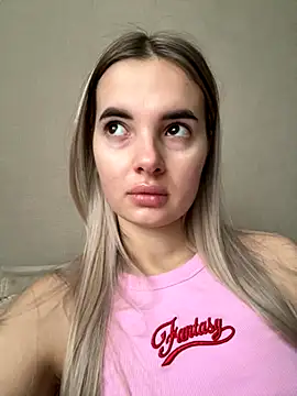 Donna Evans online show from 11/08/25, 03:18