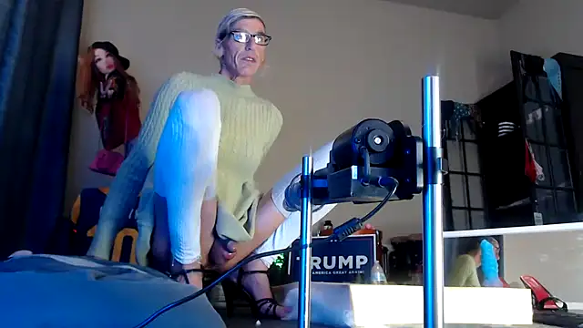 Snapshot of Taylorsexbot chatting on 12/24/24, 04:08 Taylorsexbot online show from 12/24/24, 04:08