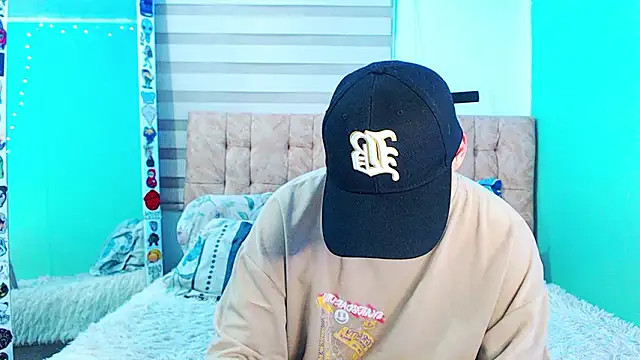  justinmoon2 online show from 03/08/26, 04:27