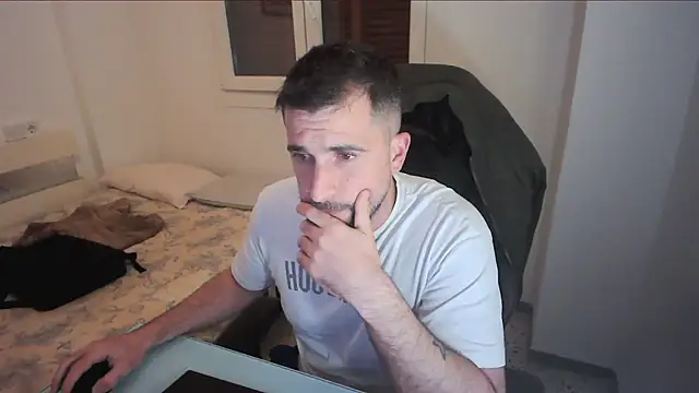 alex877x online show from 04/17/26, 10:57