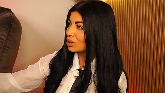 Snapshot of KimyBroox chatting on 11/09/25, 09:35 KimyBroox online show from 11/09/25, 09:35