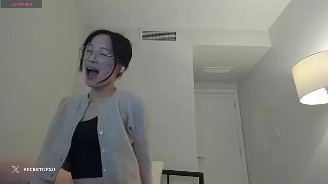 Snapshot of secretgirlfriendxo chatting on 12/10/24, 07:16 secretgirlfriendxo online show from 12/10/24, 07:16