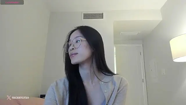 Snapshot of secretgirlfriendxo chatting on 02/05/25, 08:21 secretgirlfriendxo online show from 02/05/25, 08:21