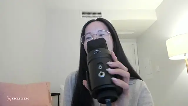 Snapshot of secretgirlfriendxo chatting on 03/17/25, 12:35 secretgirlfriendxo online show from 03/17/25, 12:35